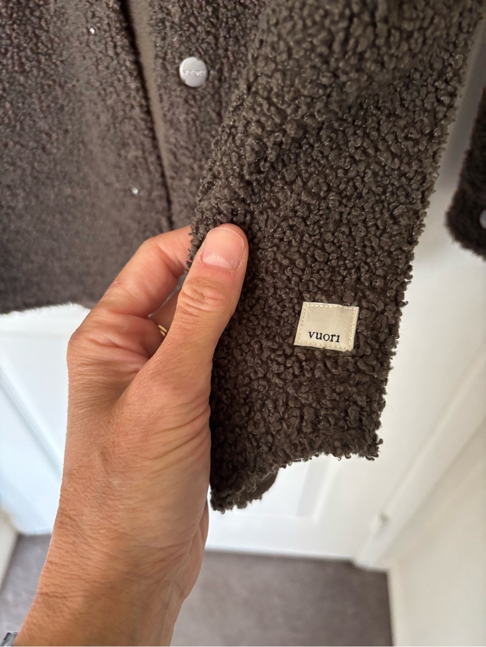 Vuori jacket/shirt - Picture 4 of 5